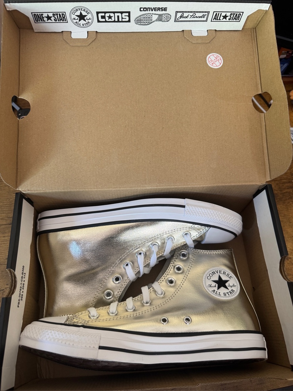 Converse CT AS HI Men’s 7.5. NIB. Metallic Light Gold/White